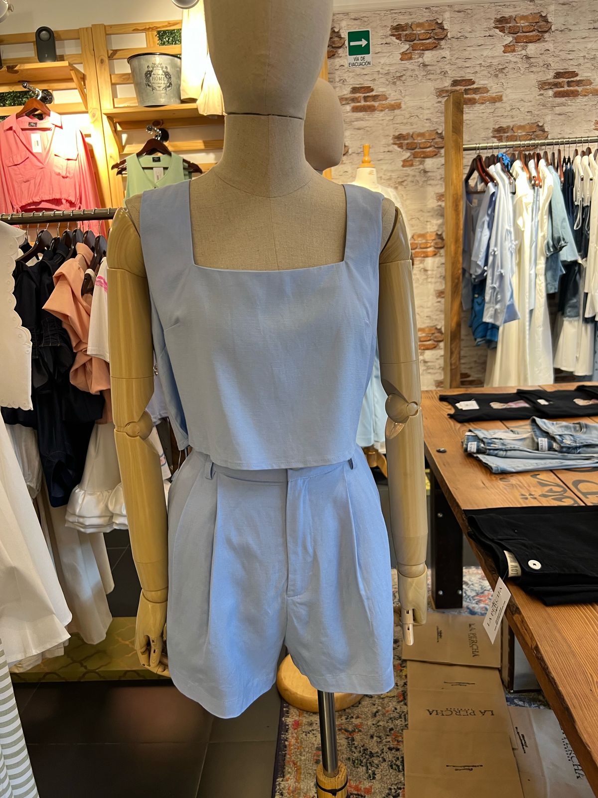 Set Azul short