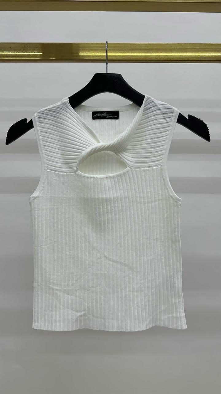 Top Blanco Detalle Cuello