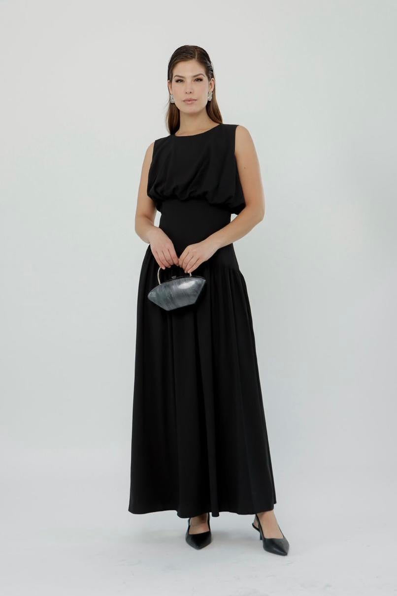 Vestido negro maxi