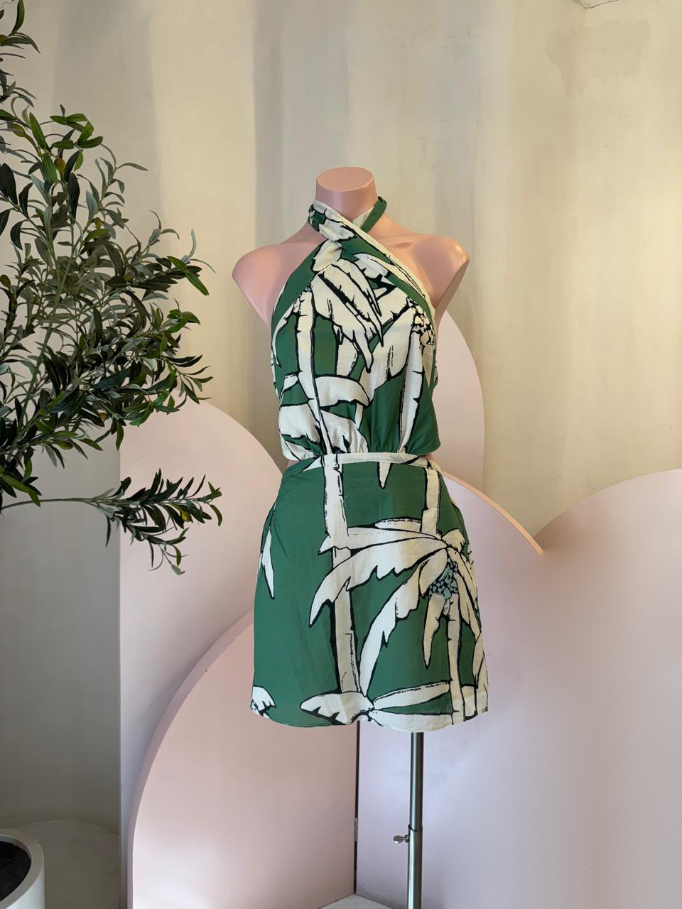 Vestido Verde Est. Cut Out