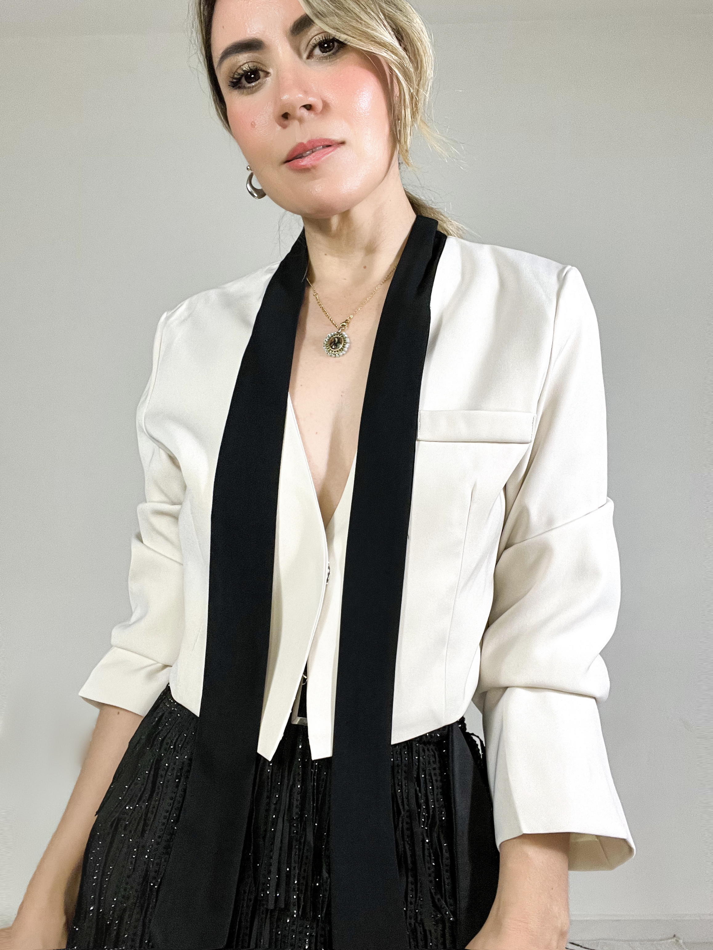 Blazer Ivory Corbatín