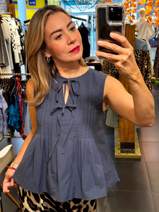 Blusa Azul Moñitos Tablones