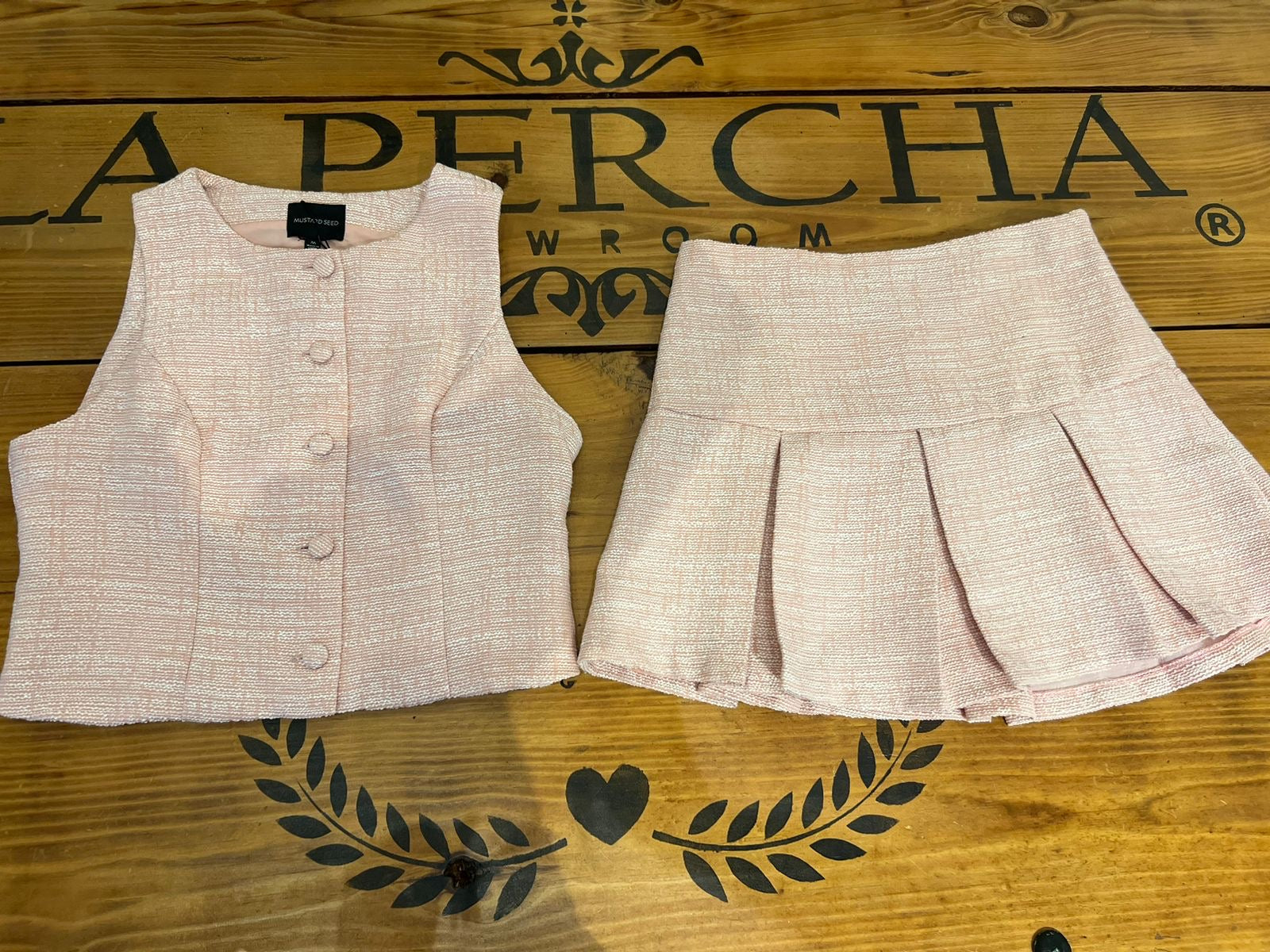 Set Rosa Chaleco Mini Falda
