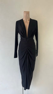 Vestido Negro Escote V
