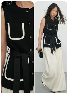 Blusa Negra Bolsillos Blancos