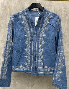 Blusa Azul Bordados Blancos
