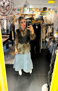 Camisa Animal con Chaleco