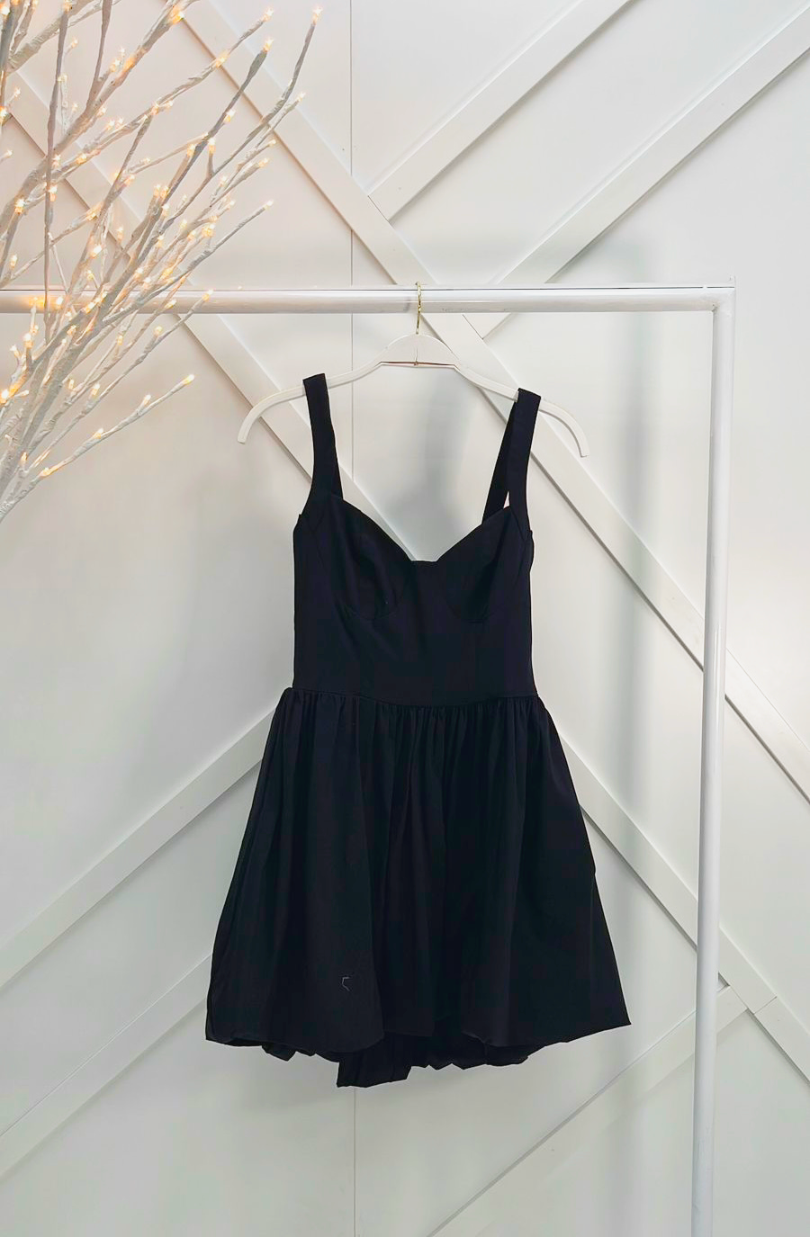 Mini Vestido Negro Globo